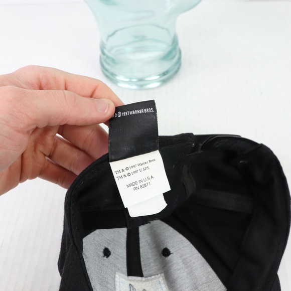 Vtg 90s Looney Tunes USPS Stamp Bugs Bunny Hat - Picture 8 of 8